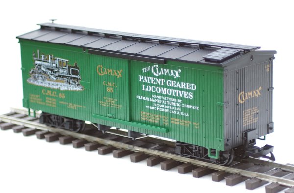 USAトレインズ製Gゲージ木造ボックスカー。ロードネームはクライマックス・マニファクチュアリング。G gauge wooden boxcar Climax Manufacturing, manufactured by USA trains.