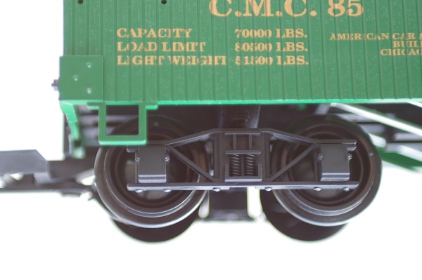 USAトレインズ製Gゲージ木造ボックスカー。ロードネームはクライマックス・マニファクチュアリング。G gauge wooden boxcar Climax Manufacturing, manufactured by USA trains.