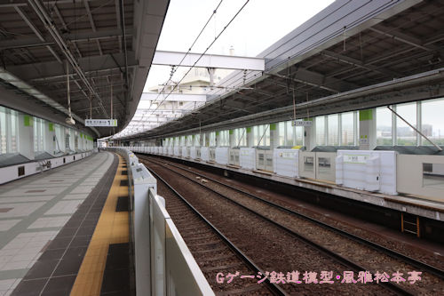 東京都営地下鉄東大島駅。2025年(令和7年)5月撮影。