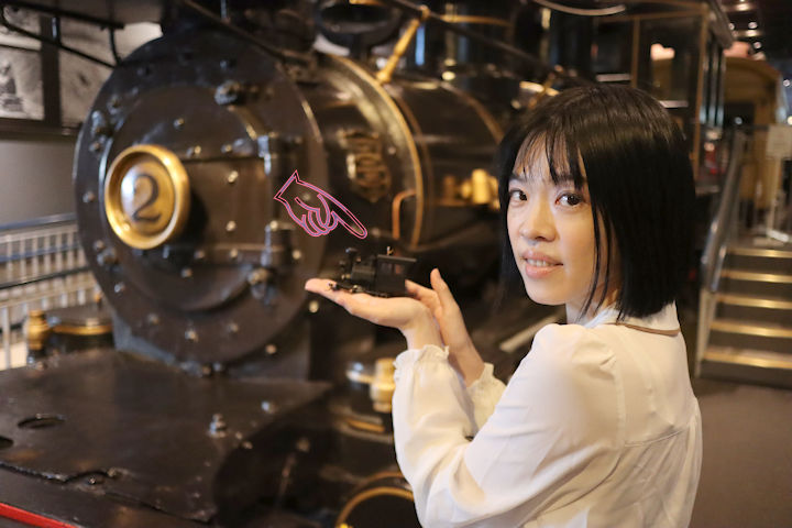 森口こころさん。2025年(令和7年)11月、鉄道博物館(埼玉県さいたま市大宮区)にて撮影。