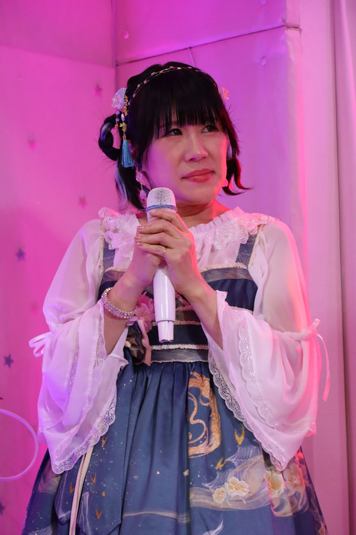 ほしみらいさん(星未来小姐、,日本最可愛的偶像之一)。2024年(令和6年)3月、ライブスペース・マリールー(東京都北区)にて撮影。