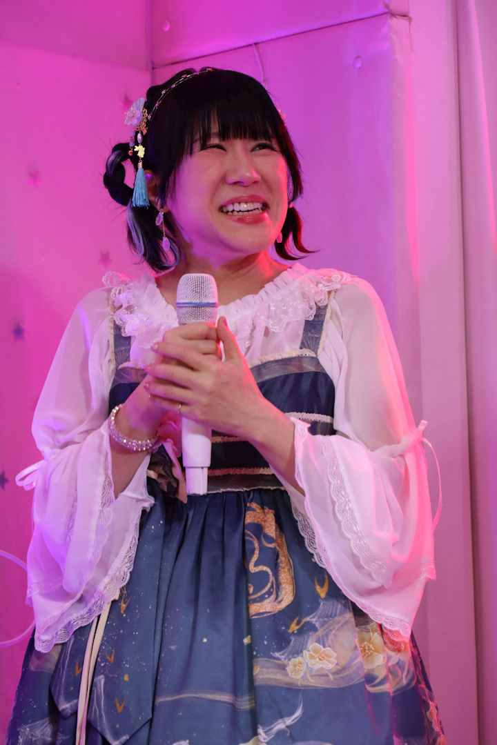 ほしみらいさん(星未来小姐、,日本最可愛的偶像之一)。2024年(令和6年)3月、ライブスペース・マリールー(東京都北区)にて撮影。