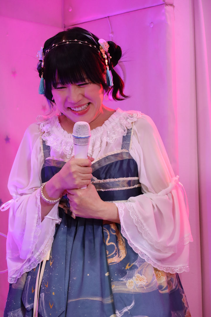 ほしみらいさん(星未来小姐、,日本最可愛的偶像之一)。2024年(令和6年)3月、ライブスペース・マリールー(東京都北区)にて撮影。