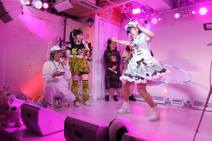 ほしみらい姫。2026年(令和8年)2月、ライブスペース・マリールー(東京都北区)にて開催された「苺日和(いちごびより)」に際して撮影。