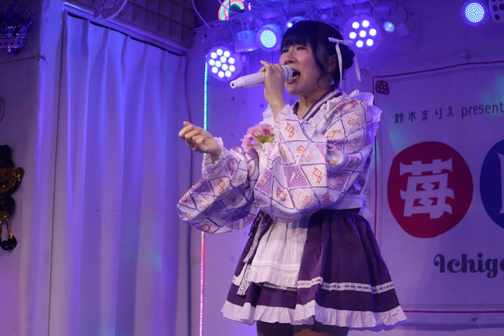 ほしみらい姫。2026年(令和8年)3月、ライブスペース・マリールー(東京都北区)にて開催された「苺日和(いちごびより)」に際して撮影。