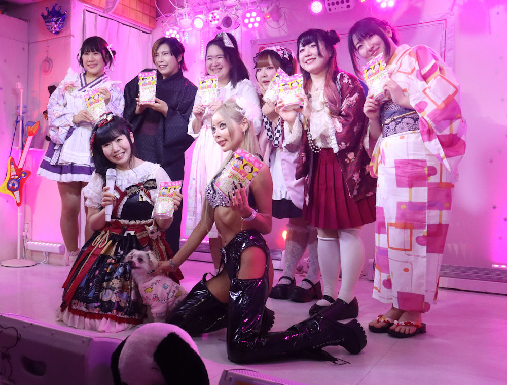 ほしみらい姫。2026年(令和8年)3月、ライブスペース・マリールー(東京都北区)にて開催された「苺日和(いちごびより)」に際して撮影。