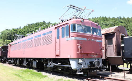 国鐵EF80-63。2022年(令和4年)5月、碓氷峠鉄道文化むら(群馬県安中市)にて撮影。