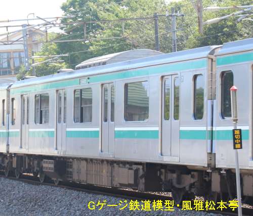 JR東日本モハE500-5。2016年(平成28年)8月、JR常磐線磯原(いそはら：茨城県北茨城市)駅にて撮影。