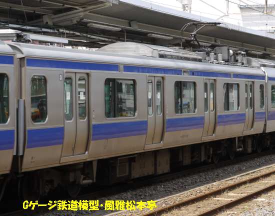 JR東日本モハE531-1018。2012年(平成24年)7月、JR常磐線土浦(つちうら：茨城県土浦市)駅にて撮影。