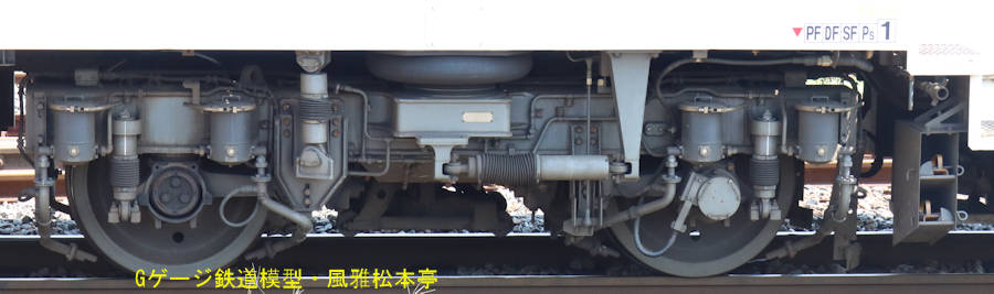 DD200-9が履くFDT103台車。2023年(令和5年)7月、JR高崎線倉賀野(くらがの：群馬県高崎市)駅停車中に撮影。