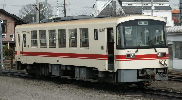 鹿島鉄道KR-502。2004年(平成16年)3月、鹿島鉄道石岡(いしおか：茨城県石岡市)駅にて撮影。