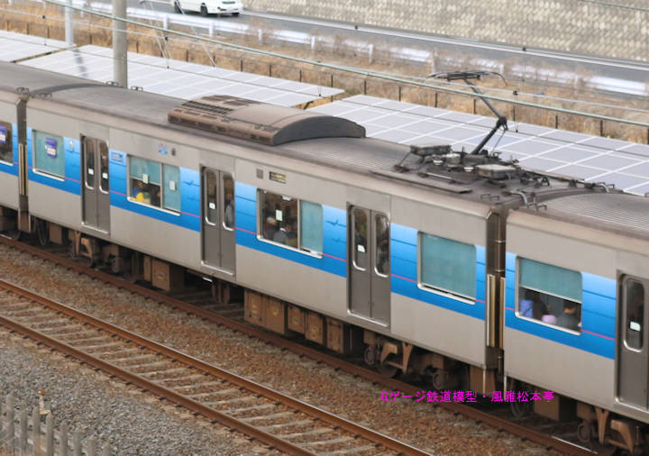 京成電鉄新3055-5。2017年(平成29年)3月、京成電鉄成田空港線印旛日本医大(いんばにほんいだい：千葉県印西市)＝千葉ニュータウン中央(ちばにゅーたうんちゅうおう：千葉県印西市)駅間にて撮影。