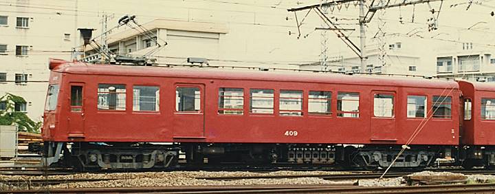 近鉄モ409。1985年(昭和60年)4月、近鉄西大寺検車区にて撮影。