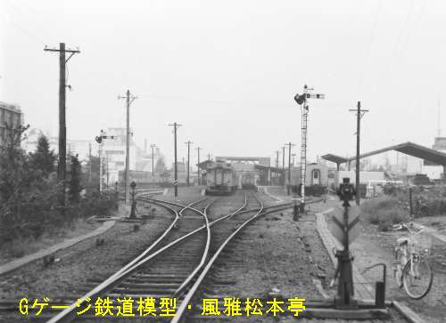 JR東日本真岡線真岡(もおか：栃木県真岡市)駅遠景。1987年(昭和62年)10月撮影。
