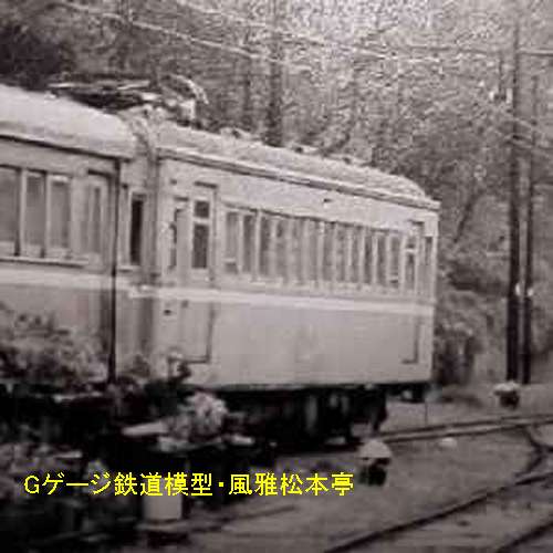 流山電気鉄道モハ100型。1966年(昭和41年)頃、流山電気鉄道流山(ながれやま：千葉県流山市)駅にて撮影。