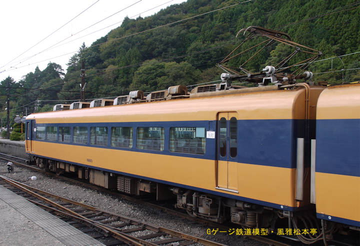 大井川鐵道モハ16003の後ろ姿？。2010年(平成22年)10月、大井川鐵道大井川本線千頭(せんず：静岡県榛原郡川根本町)駅にて撮影。