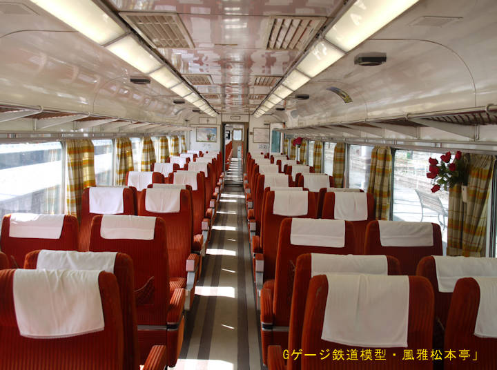 大井川鐵道クハ16103の車内。2010年(平成22年)10月撮影。