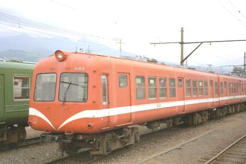 デハ5114を改造した岳南電車(旧・岳南鉄道)クハ5103。1997年(平成9年)10月、岳南電車(旧・岳南鉄道)岳南富士岡(がくなんふじおか：静岡県富士市)駅にて撮影。