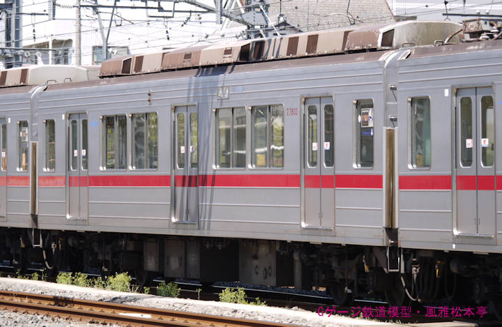 東武鉄道モハ27803。2013年(平成25年)4月、東武鉄道伊勢崎線東武動物公園(とうぶどうぶつこうえん：埼玉県南埼玉郡宮代町)駅付近にて撮影。