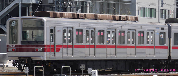 東武鉄道クハ28853。2013年(平成25年)3月、東武鉄道伊勢崎線東武動物公園(とうぶどうぶつこうえん：埼玉県南埼玉郡宮代町)駅にて撮影。