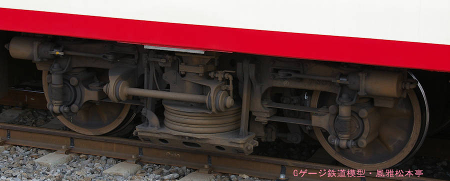 東武鉄道200系が履くFS370台車。2006年(平成18年)4月、東武桐生線赤城(あかぎ：群馬県みどり市)駅にて撮影。
