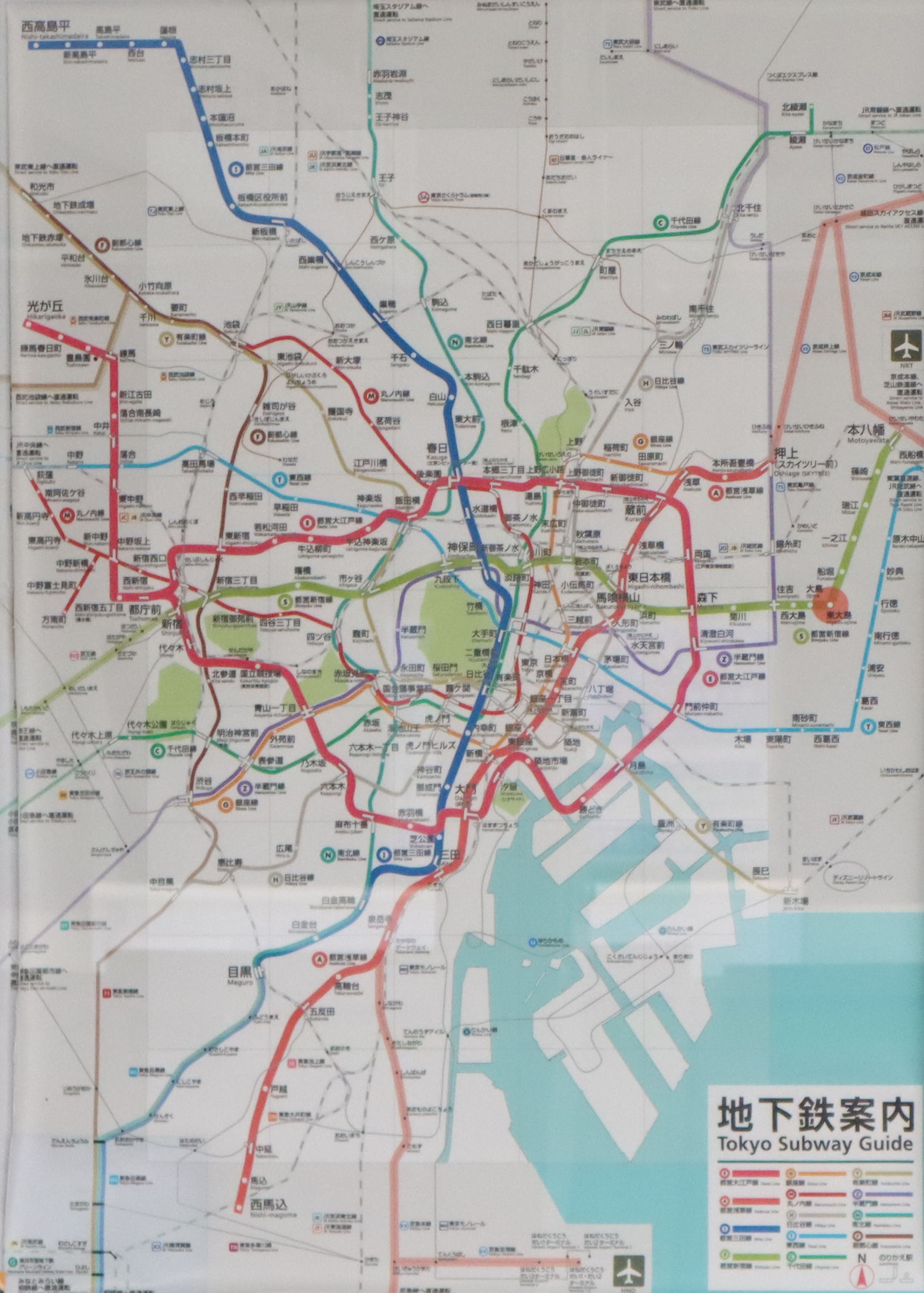 東京都交通局路線図。2025年(令和7年)5月、都営地下鉄新宿線東大島駅にて撮影。