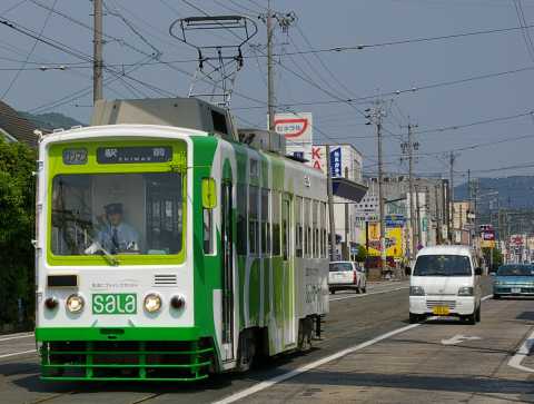 豊橋鉄道モ3501。2005年(平成17年)5月、豊橋鉄道東田(あずまだ)本線にて撮影。