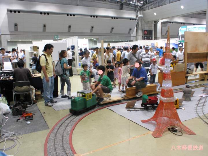 第9回国際鉄道模型コンベンションにおける八木軽便鉄道。2008年(平成20年)8月撮影。
