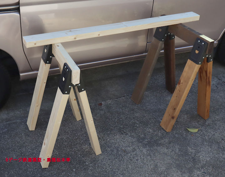 コーナンで販売されている「作業台ブラケット」を使って作った「作業台工作台」の使用例。